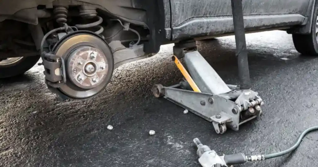 How to Replace Brake Pads at Home: आसान स्टेप्स में सीखें ब्रेक पैड बदलना