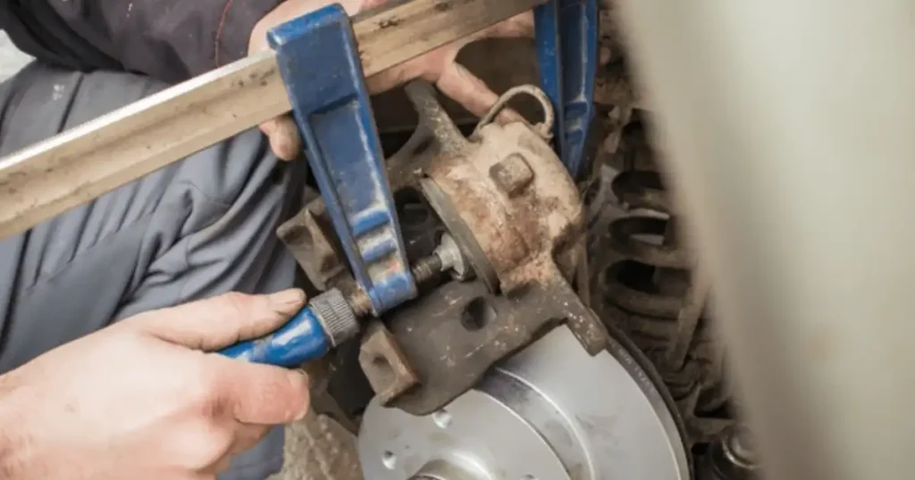 How to Replace Brake Pads at Home: आसान स्टेप्स में सीखें ब्रेक पैड बदलना
