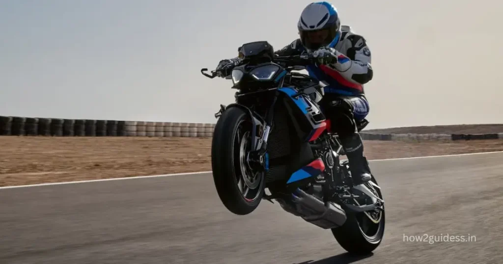 BMW M 1000 R Optional M Competition Package