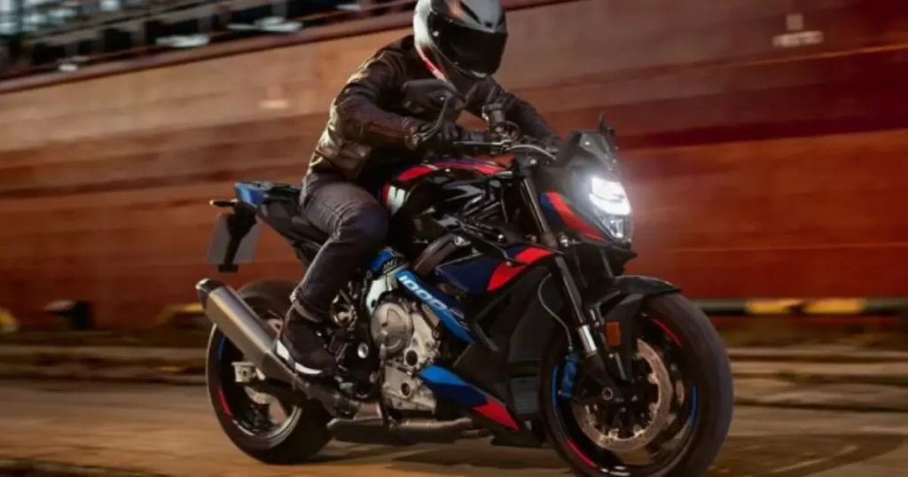 BMW M 1000 R Engine Specifications